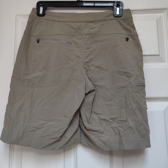 Ll Bean Womens Comfort Trail Shorts Tan 